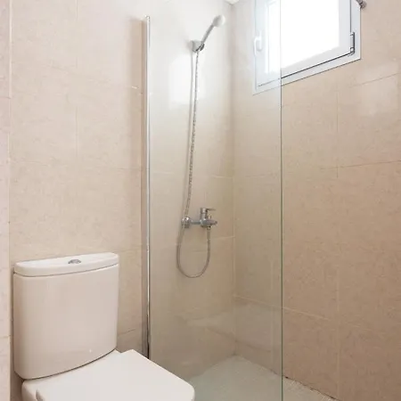 Hemeras Boutique Homes - 10 Minutes Walk From The Beach *